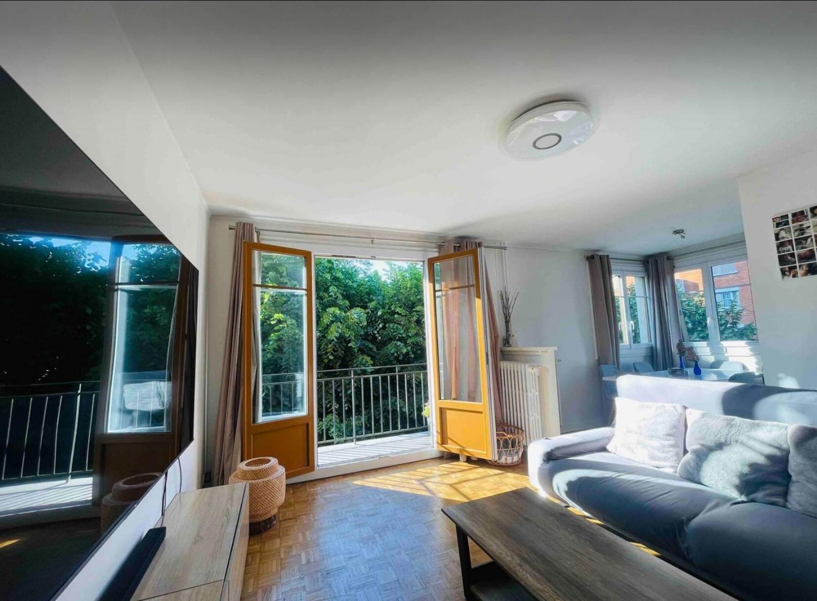 Modern 2 Bedroom Apartment Near Paris Metro, Giant Flat Screen Tv 85 Inches, Balcony, Free Parking Ивры-Сур-Сеине Экстерьер фото