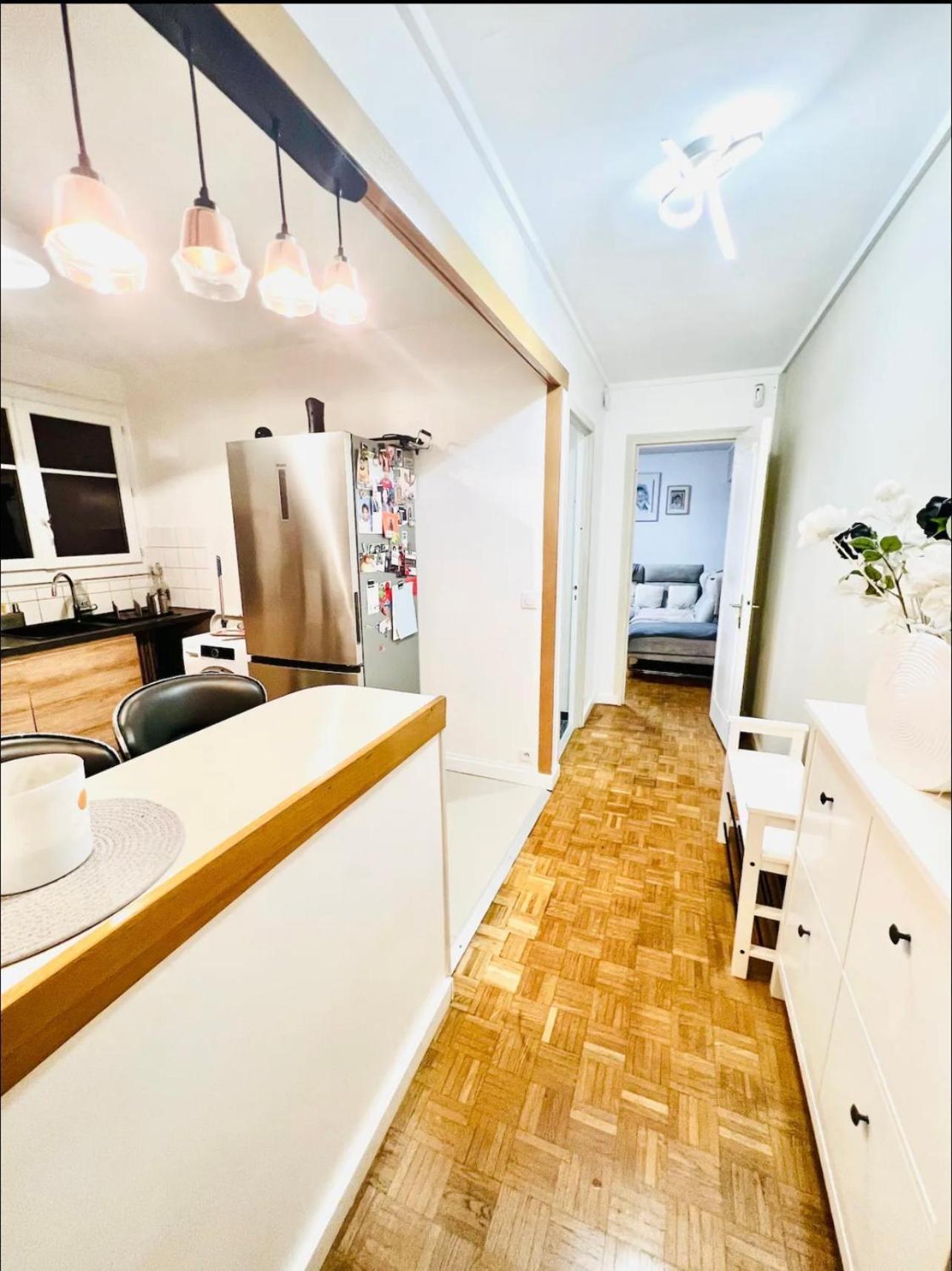 Modern 2 Bedroom Apartment Near Paris Metro, Giant Flat Screen Tv 85 Inches, Balcony, Free Parking Ивры-Сур-Сеине Экстерьер фото